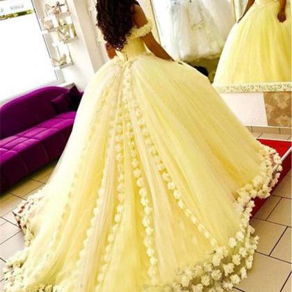 Beautiful Yellow Ball Gown Quinceanera..